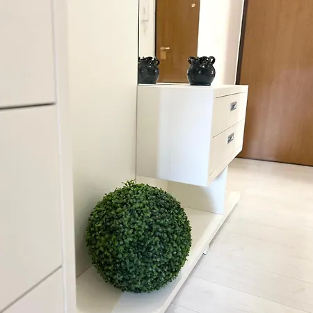 Front Door Hall 塞拉耶佛