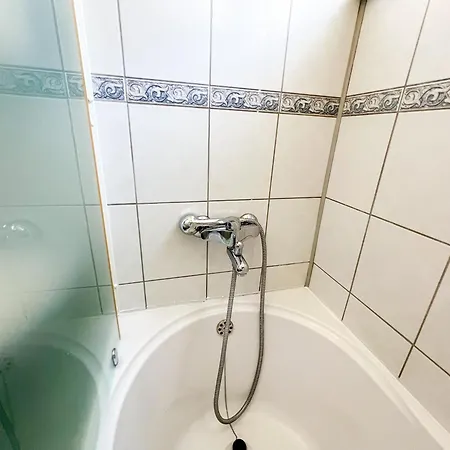 Front Door Hall Appartement