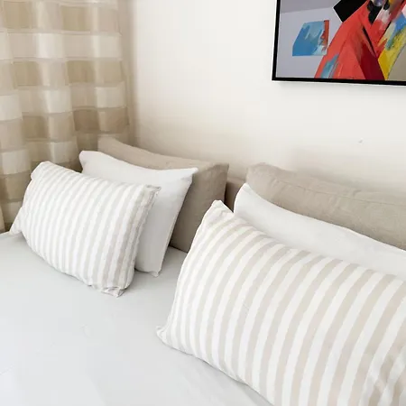 Front Door Hall * 塞拉耶佛